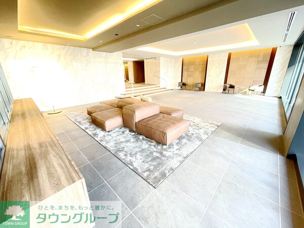 ロビー(お問合せは(株)タウンハウジング東京へ)