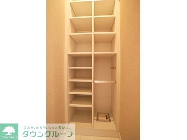 収納(お問合せは(株)タウンハウジング東京へ)