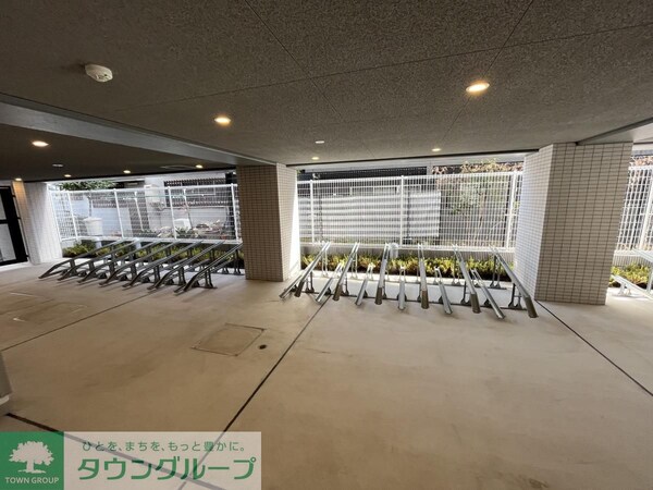 その他(駐輪場)