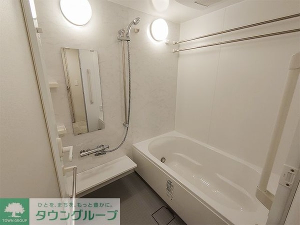 バス／シャワールーム等(※写真は同タイプ住戸です。)