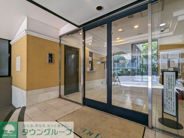 エントランス(【初期費用分割・クレカ対応】一都三県のお部屋探しは2025…)
