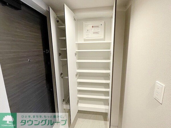収納(お問合せは(株)タウンハウジングレジデンス事業部までお問合…)