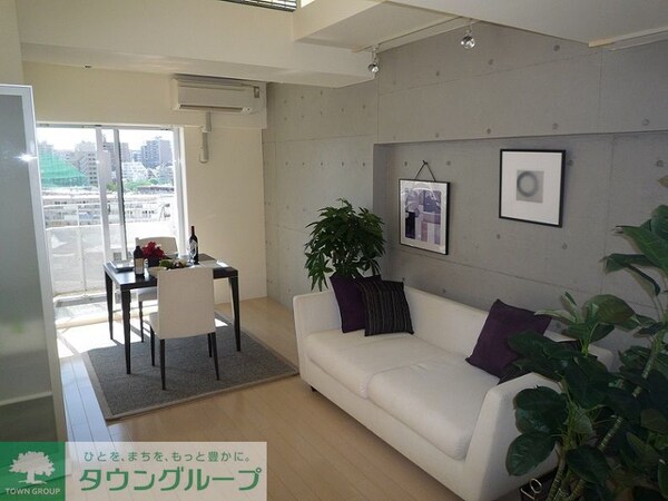 リビング・居室(【初期費用分割・クレカ対応】一都三県のお部屋探しは2025…)