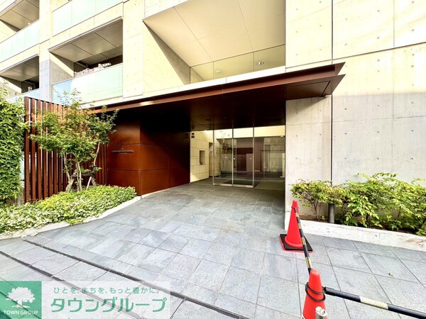 庭(エントランス)