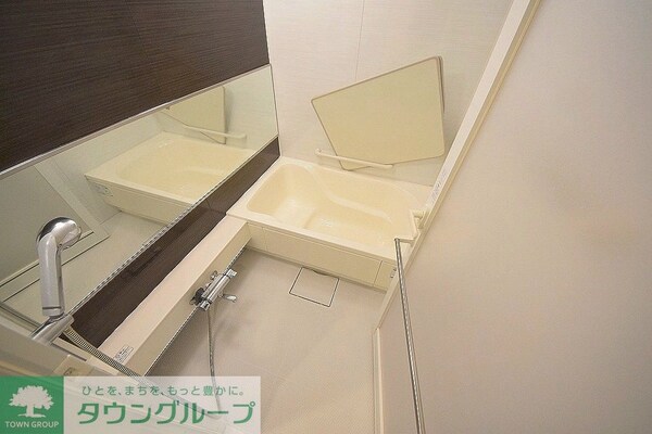 バス／シャワールーム等(※家具家電は参考)