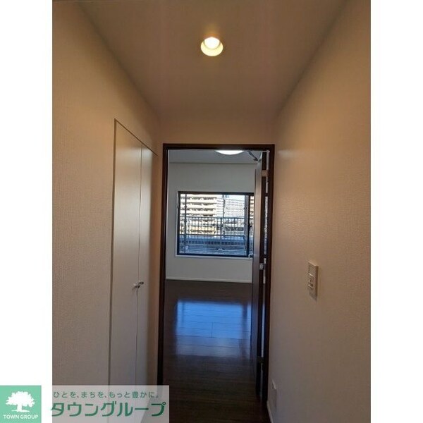 玄関(同タイプ写真　※現況優先)