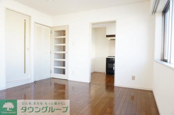 収納(お問合せは(株)タウンハウジング東京へ)