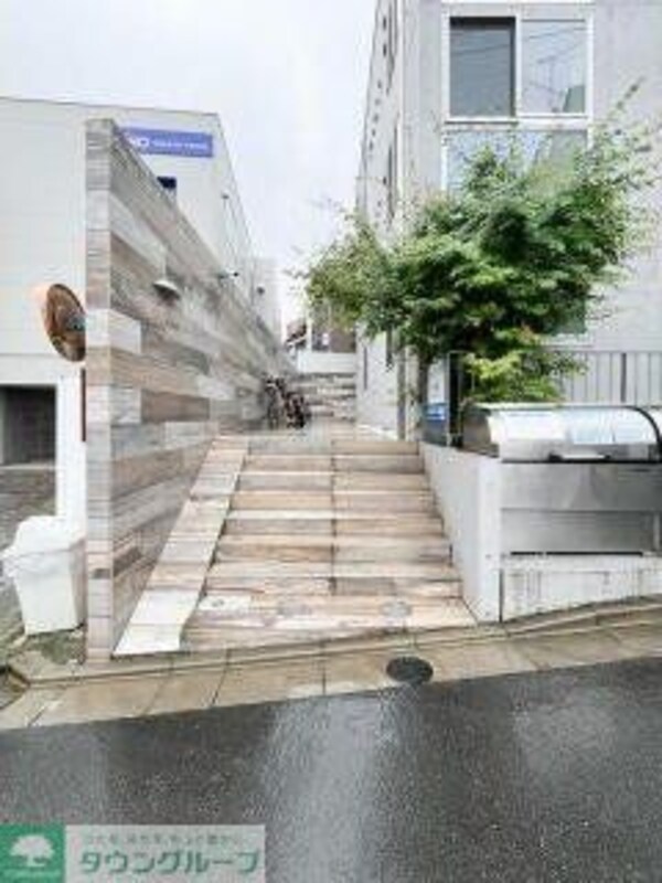エントランス(【初期費用分割・クレカ対応】一都三県のお部屋探しは2025…)