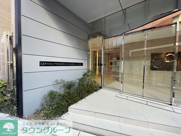 エントランス(お問合せは(株)タウンハウジングレジデンス事業部までお問合…)