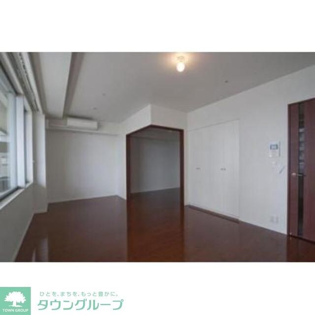 物件内観写真2　(※写真は同タイプ住戸です。)