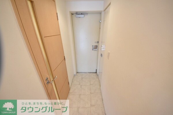 玄関(お問合せは(株)タウンハウジングレジデンス事業部までお問合…)