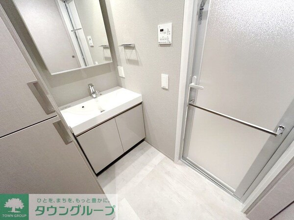 洗面(部屋探しは株式会社　タウンハウジング　までお気軽にお問合せ…)