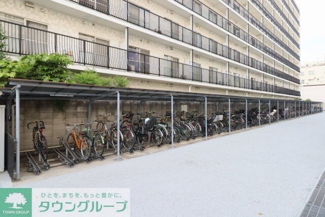 物件内観写真6　(駐輪場)