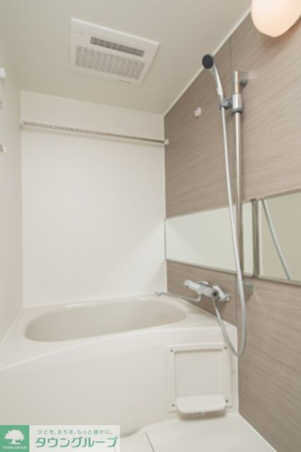 バス／シャワールーム等(※写真は同タイプ住戸です。)