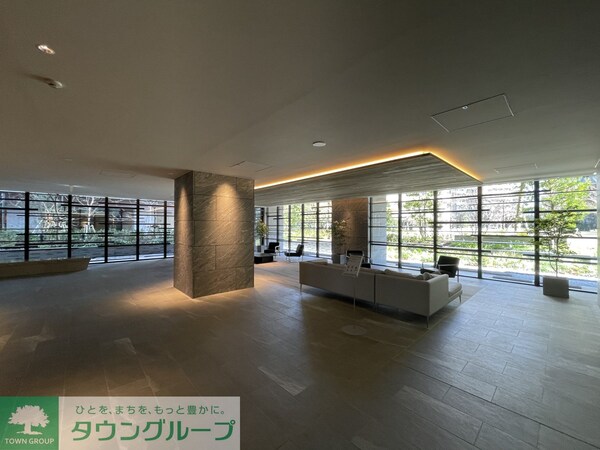 ロビー(お問合せは(株)タウンハウジング東京へ)