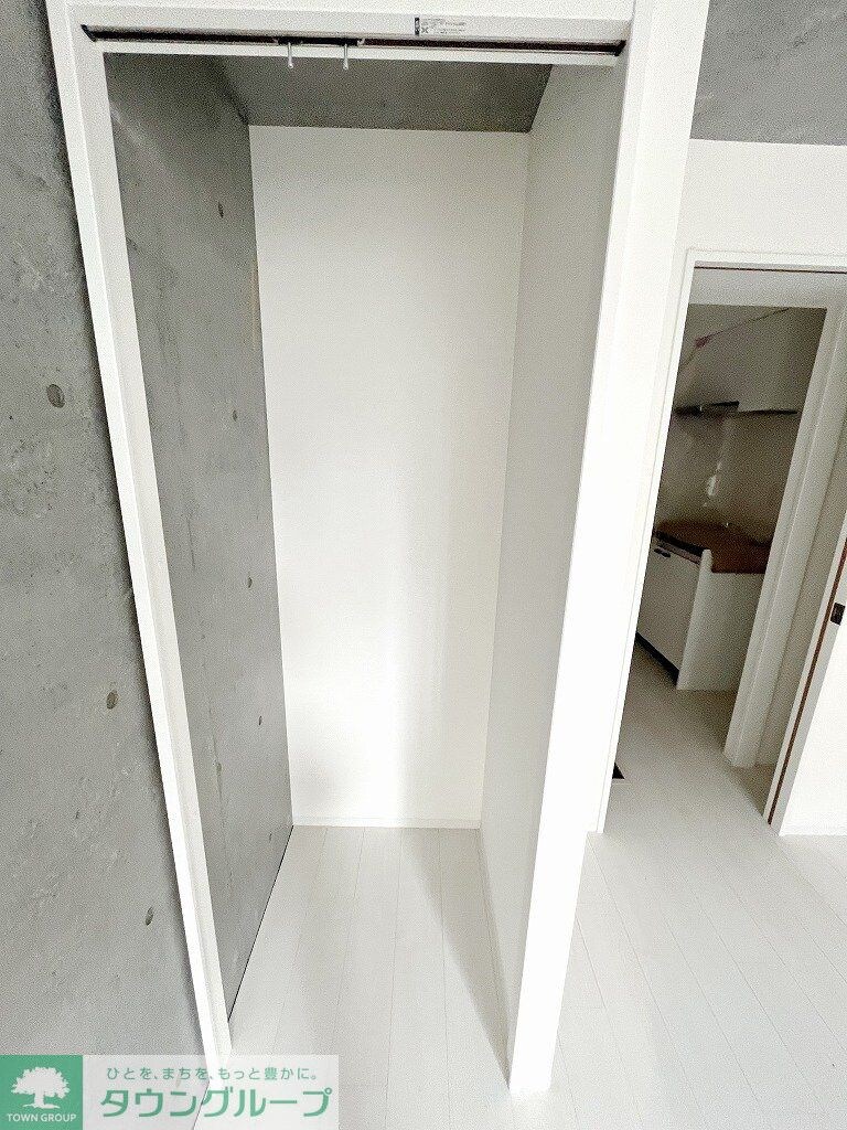 物件内観写真11　(収納)