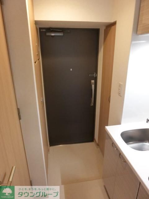 物件内観写真11　(※同室タイプ参考写真)