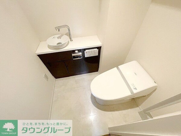 トイレ(お問合せは(株)タウンハウジングレジデンス事業部【03-…)