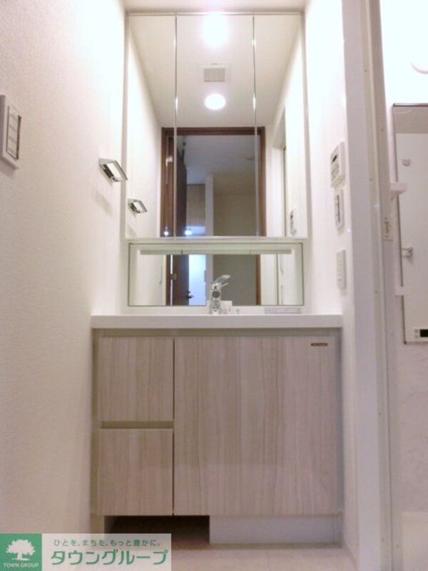 洗面(※写真は同タイプ住戸です。)