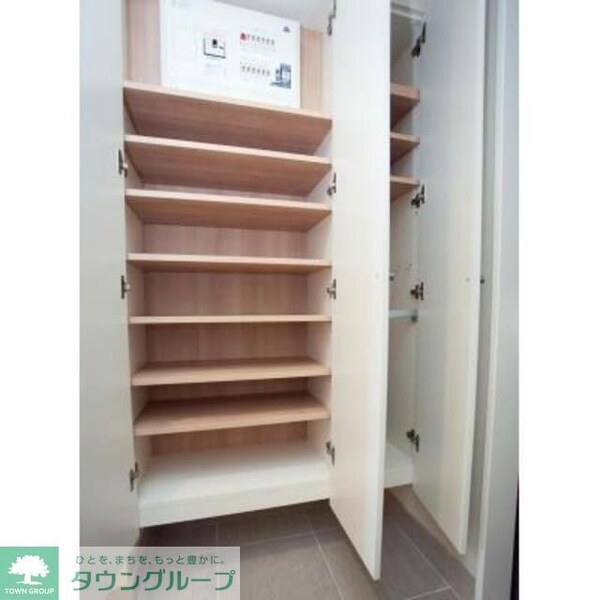 玄関(※写真は同タイプ住戸です。)