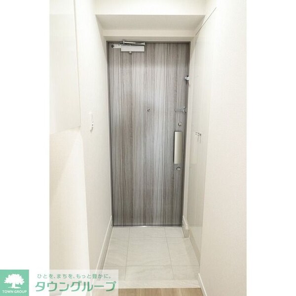 玄関(参考写真)