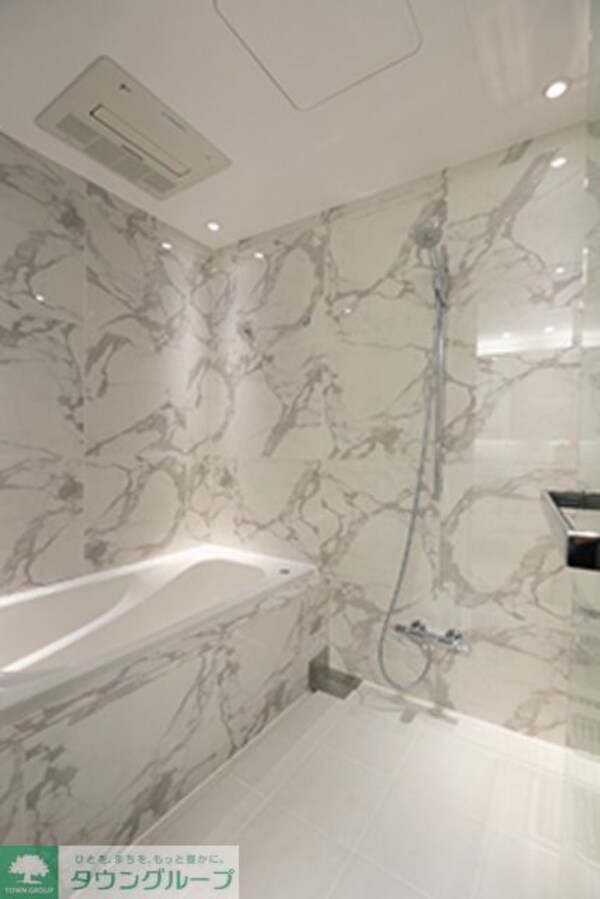 バス／シャワールーム等(※写真は同タイプ住戸です。)