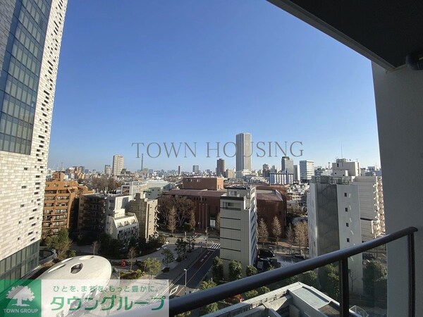 眺望(フローリング、建具の色は異なることがございます。)