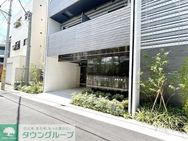 エントランス(部屋探しは株式会社　タウンハウジング　までお気軽にお問合せ…)