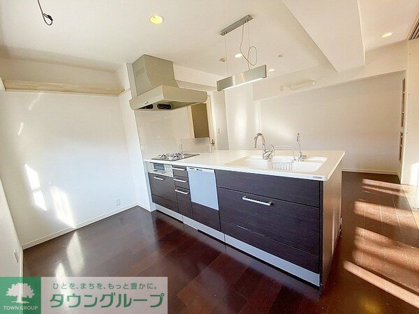 キッチン(お問合せは(株)タウンハウジング東京へ)