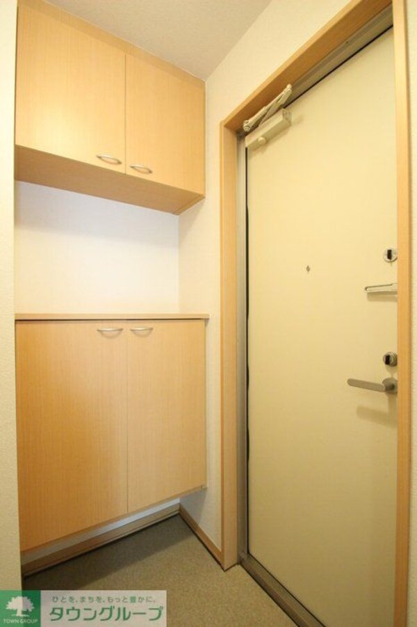 玄関(お部屋探しは株式会社　タウンハウジング　までお気軽にお問合…)