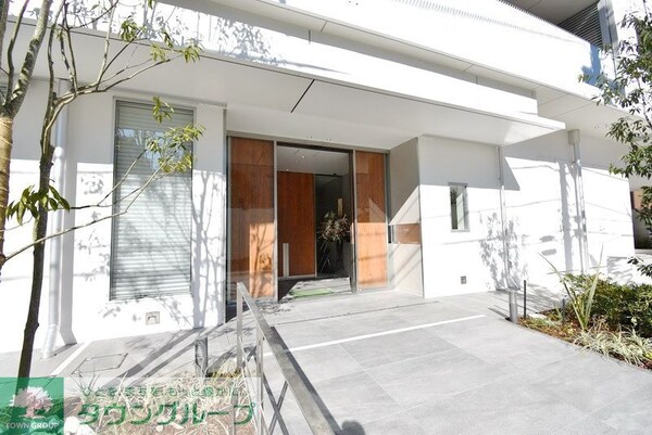 エントランス(エントランス)