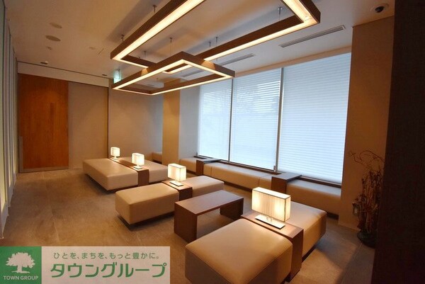 ロビー(バルコニー)