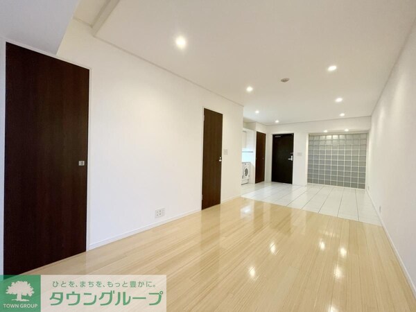 リビング・居室(お問合せは(株)タウンハウジングレジデンス事業部　赤坂店・…)