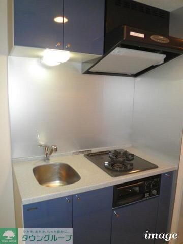 物件内観写真2　(2口ガスグリル付システムキッチン)