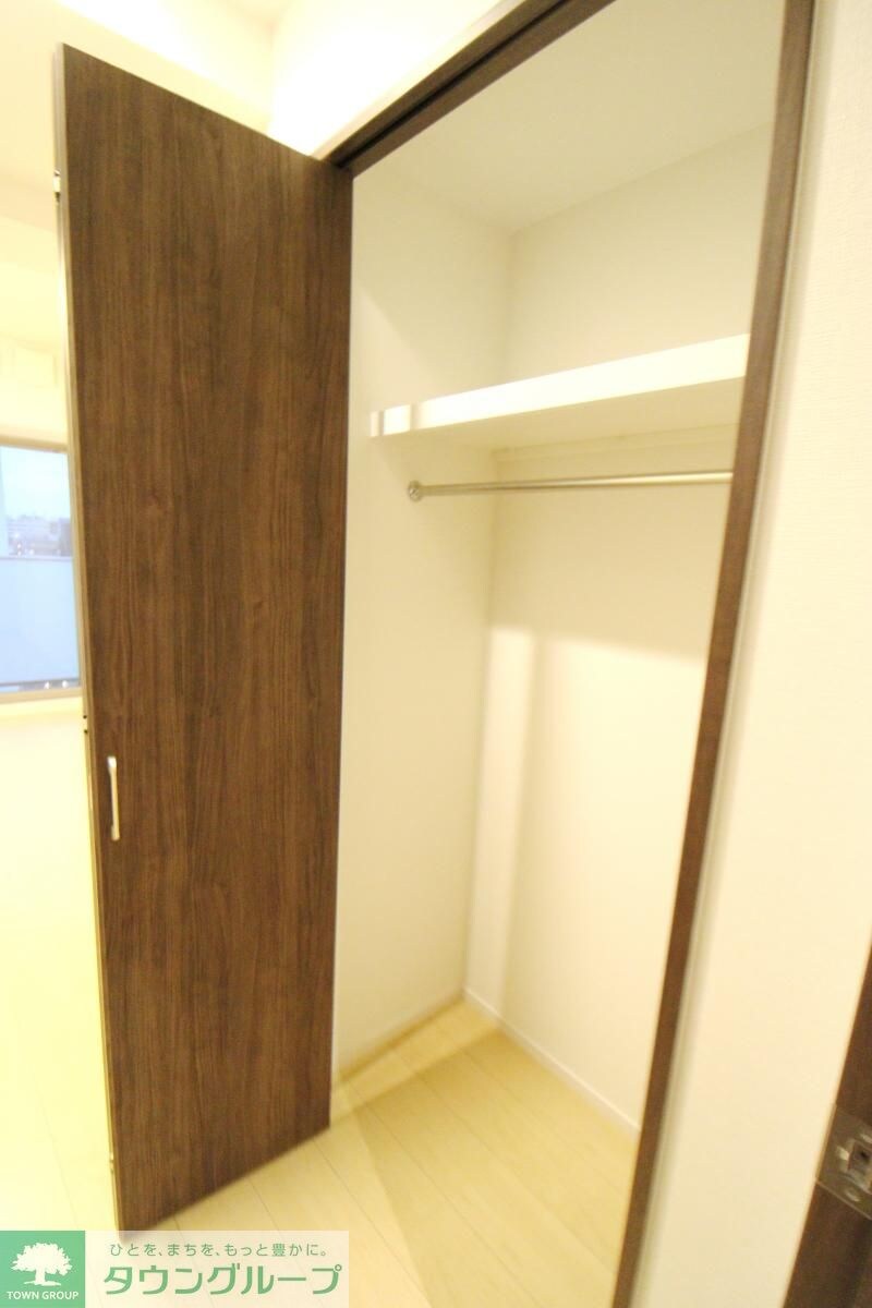 物件内観写真12　(収納)