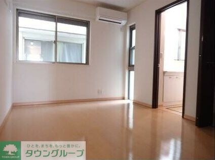 物件内観写真2　(★居室★)