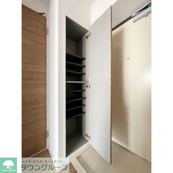 玄関(シューズボックス)