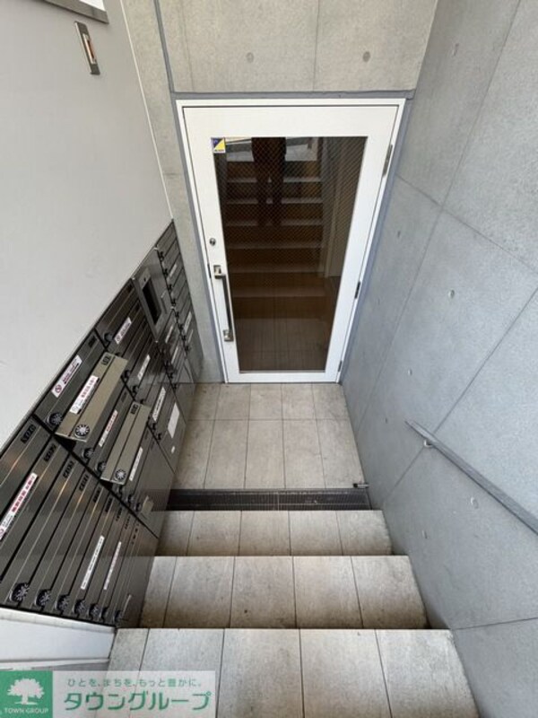 エントランス(2025年6月撮影)