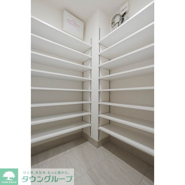 設備(シューズインクローゼット)