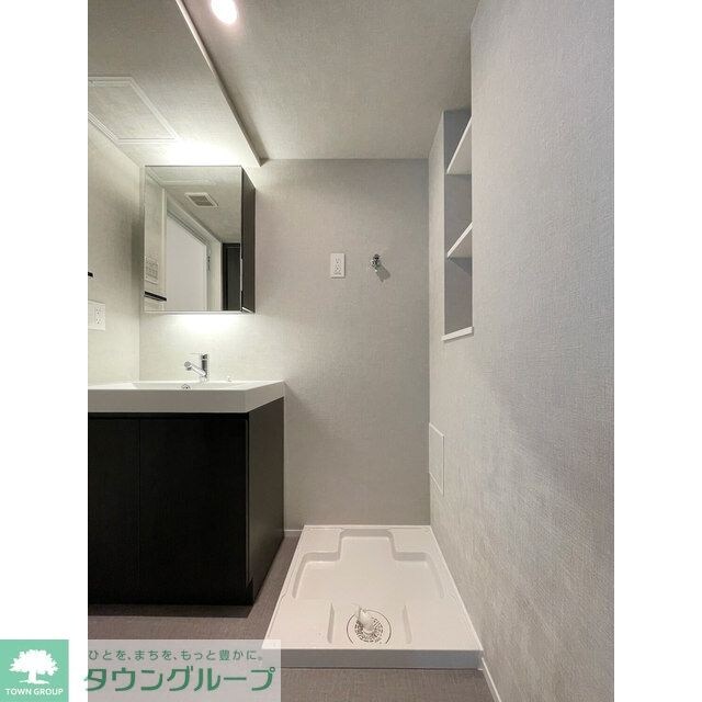 物件内観写真17　(洗濯機置場)