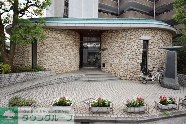 エントランス(★高級感のあるエントランスです★)