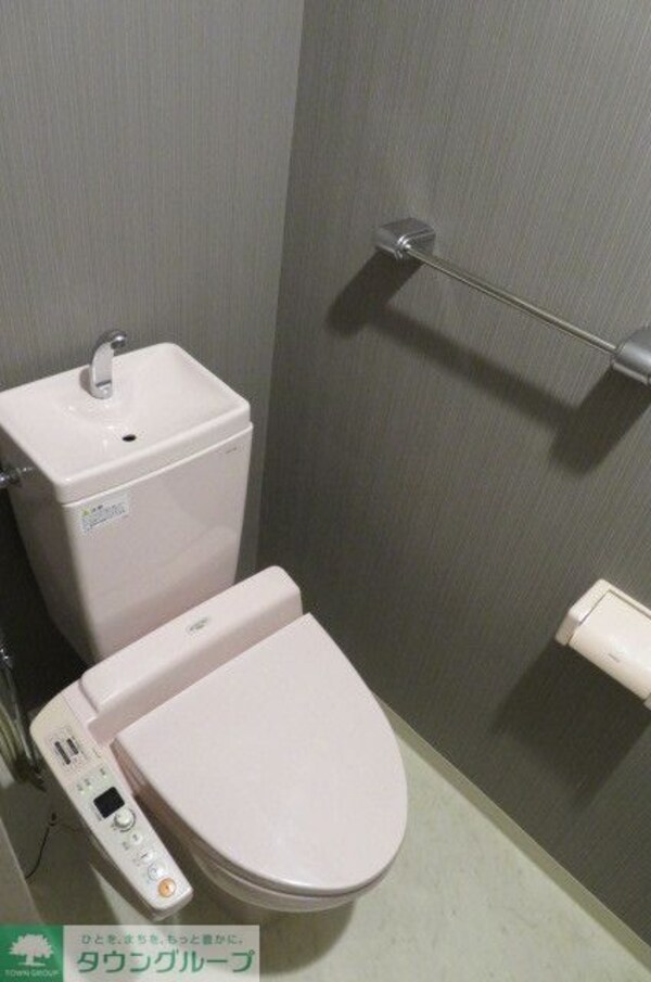 トイレ(シャワー付きトイレ)