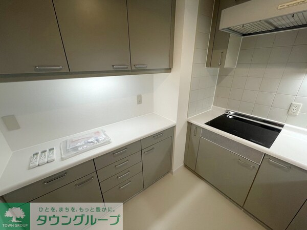 キッチン(お問合せは(株)タウンハウジングレジデンス事業部【03-…)