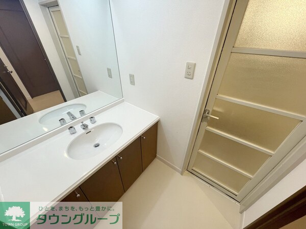 洗面(お問合せは(株)タウンハウジングレジデンス事業部【03-…)