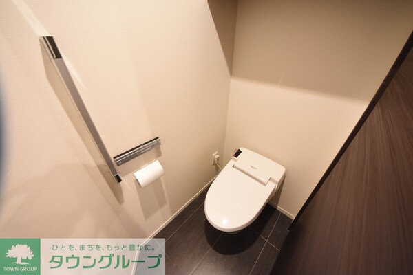 トイレ(お問合せは(株)タウンハウジングレジデンス事業部【03-…)