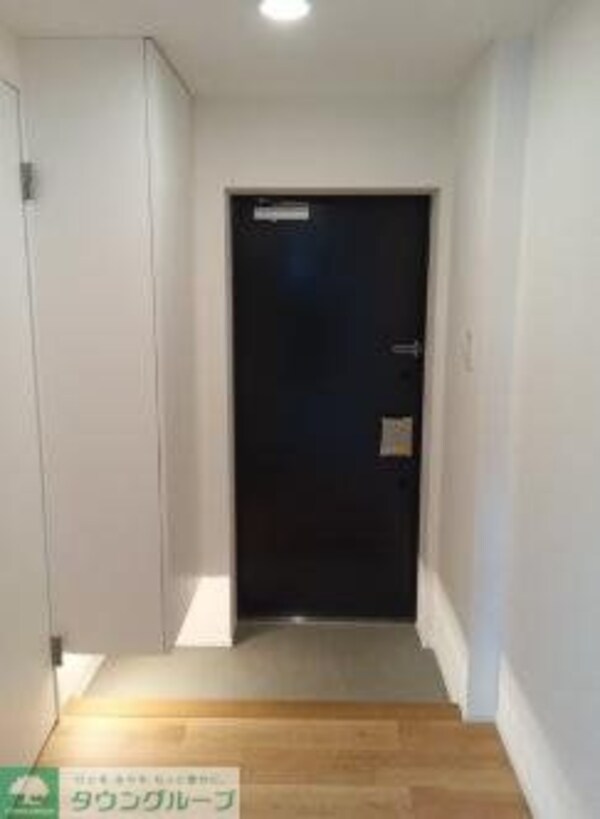 玄関(お部屋探しは株式会社　タウンハウジング　までお気軽にお問合…)