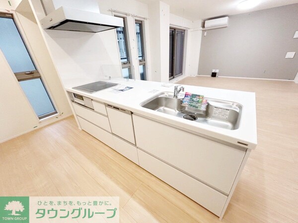 キッチン(お部屋探しは株式会社　タウンハウジング　までお気軽にお問合…)