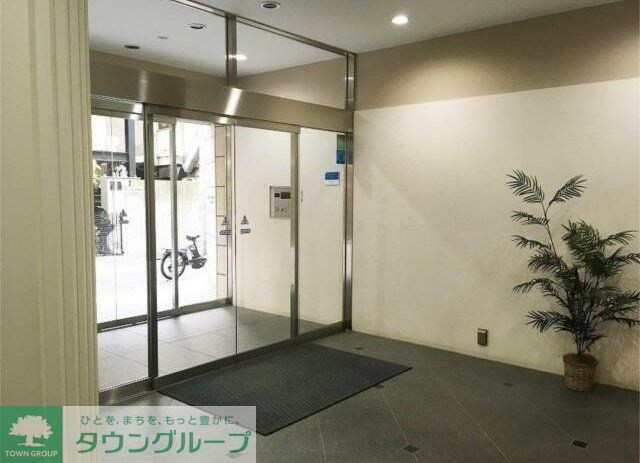 エントランス(エントランス)