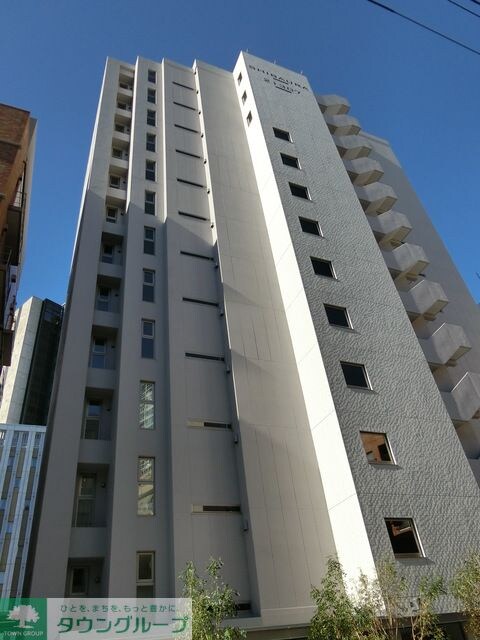 物件外観写真1　(2014年12月撮影)