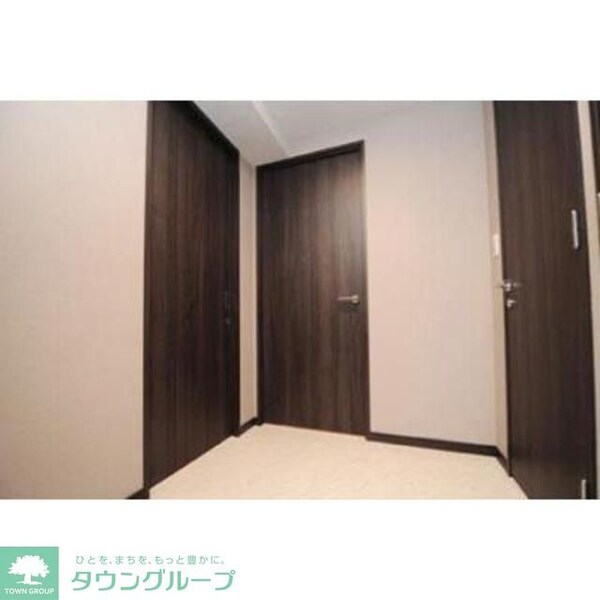 玄関(※写真は同タイプ住戸です。)